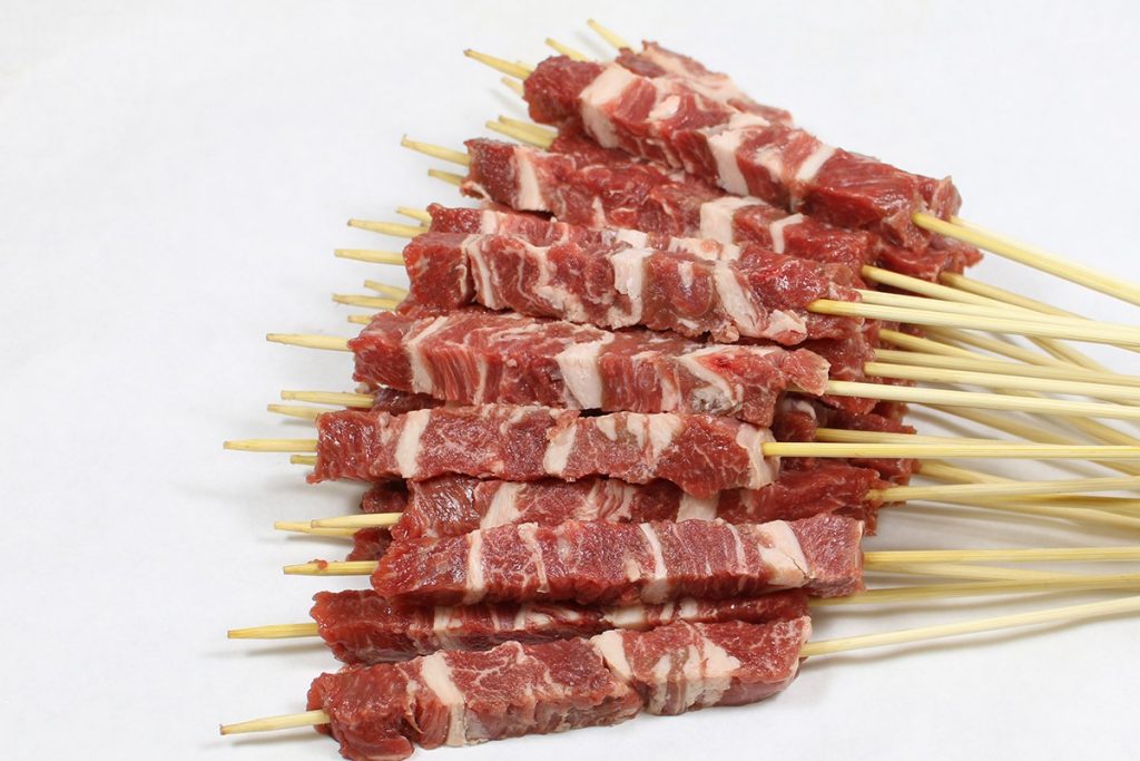 scopri limportanza delligp gli arrosticini abruzzesi in primo piano